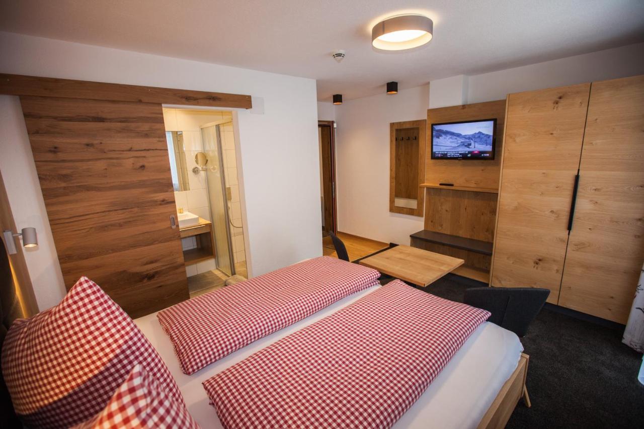 Haus Kuechelspitz Bed & Breakfast *