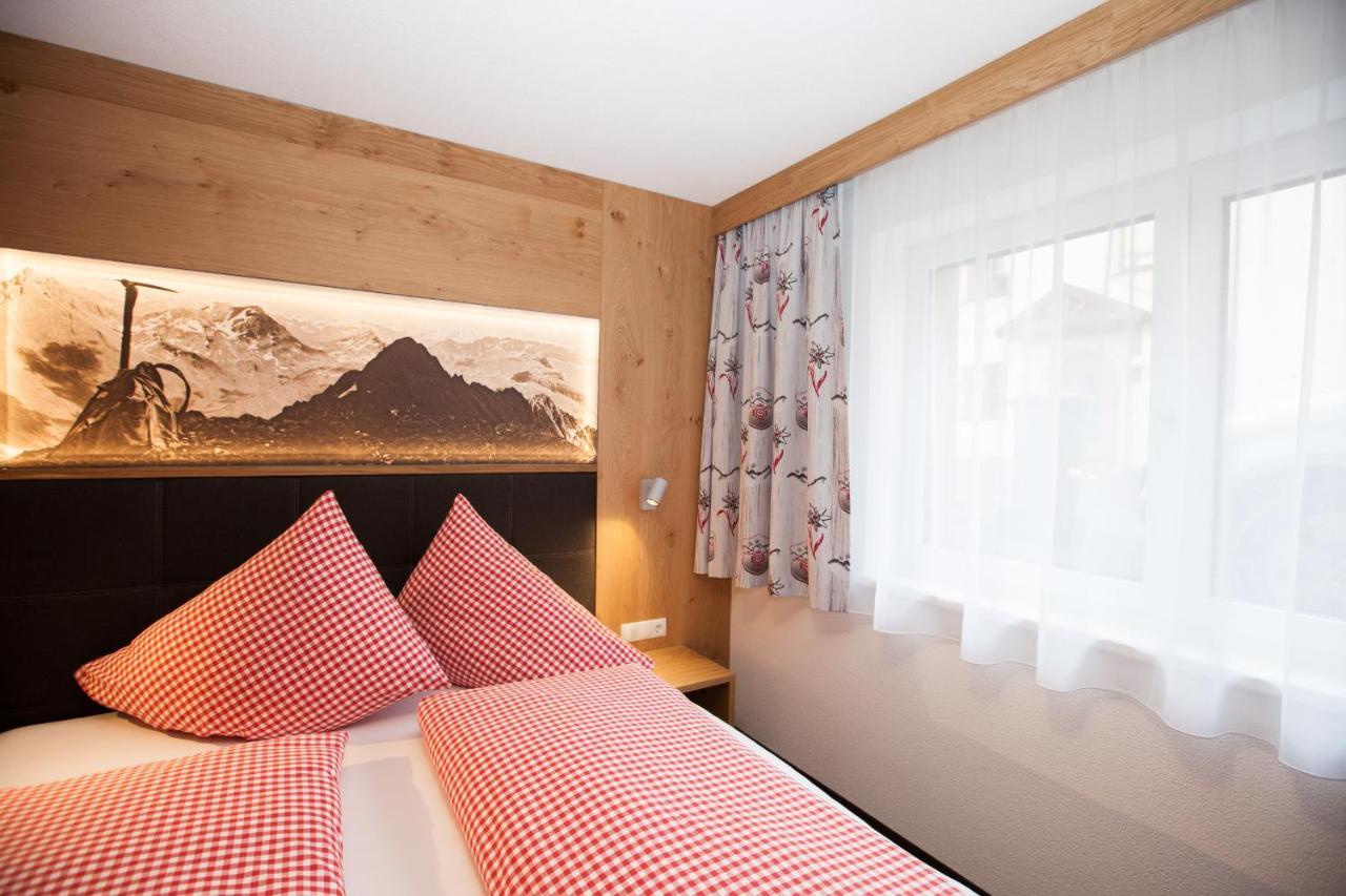 Haus Kuechelspitz * Ischgl