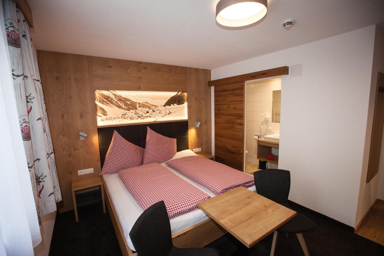 Haus Kuechelspitz Bed & Breakfast Ischgl